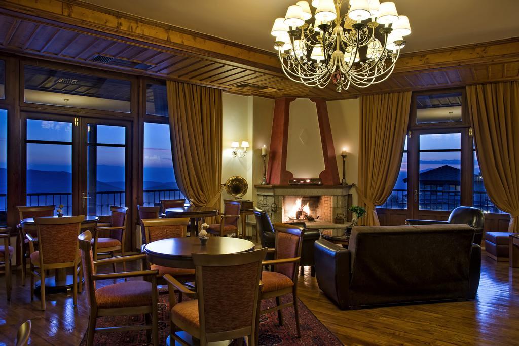 Alpen House Hotel & Suites أراخوفا المظهر الخارجي الصورة