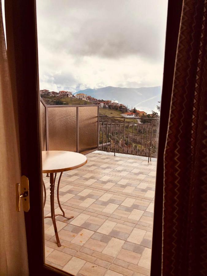 Alpen House Hotel & Suites أراخوفا المظهر الخارجي الصورة