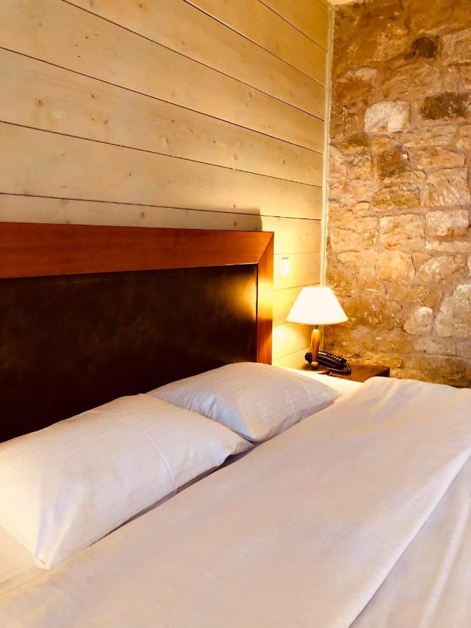 Alpen House Hotel & Suites أراخوفا المظهر الخارجي الصورة