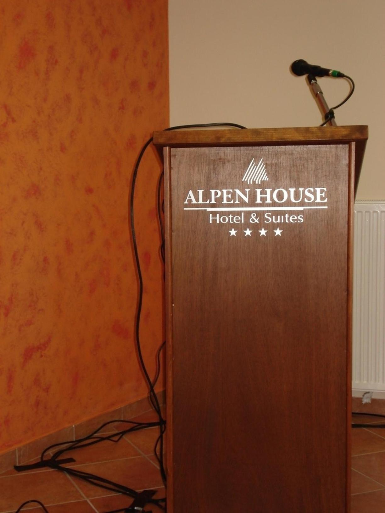 Alpen House Hotel & Suites أراخوفا المظهر الخارجي الصورة