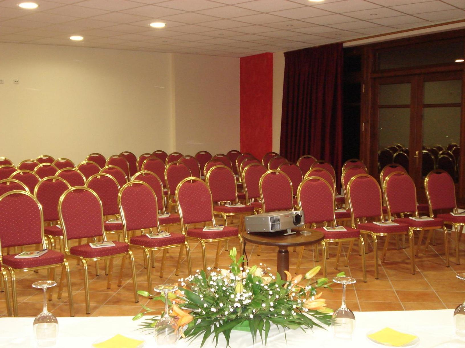 Alpen House Hotel & Suites أراخوفا المظهر الخارجي الصورة