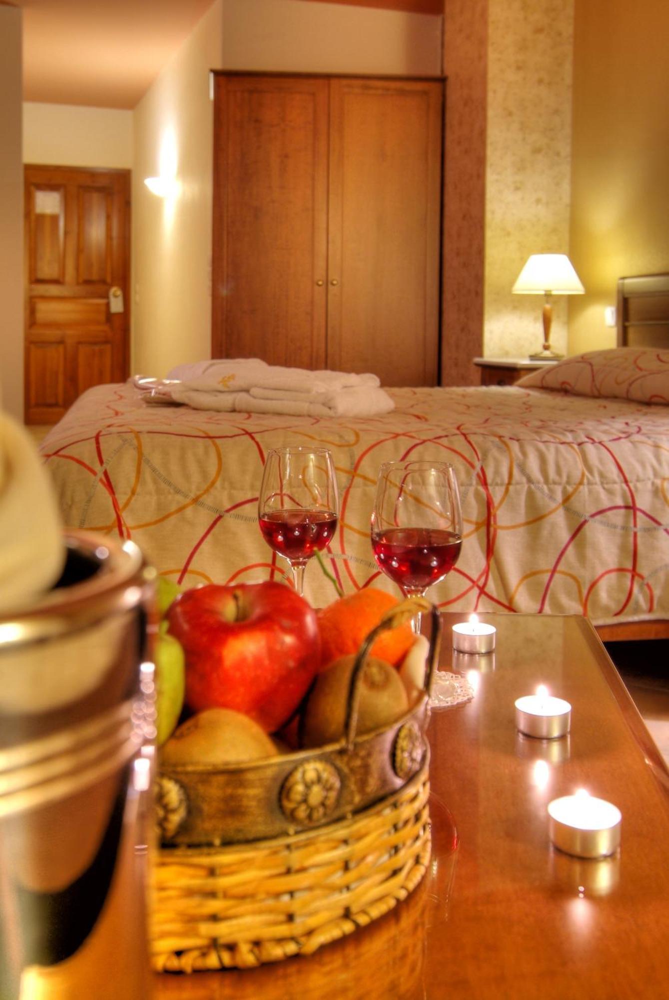 Alpen House Hotel & Suites أراخوفا المظهر الخارجي الصورة
