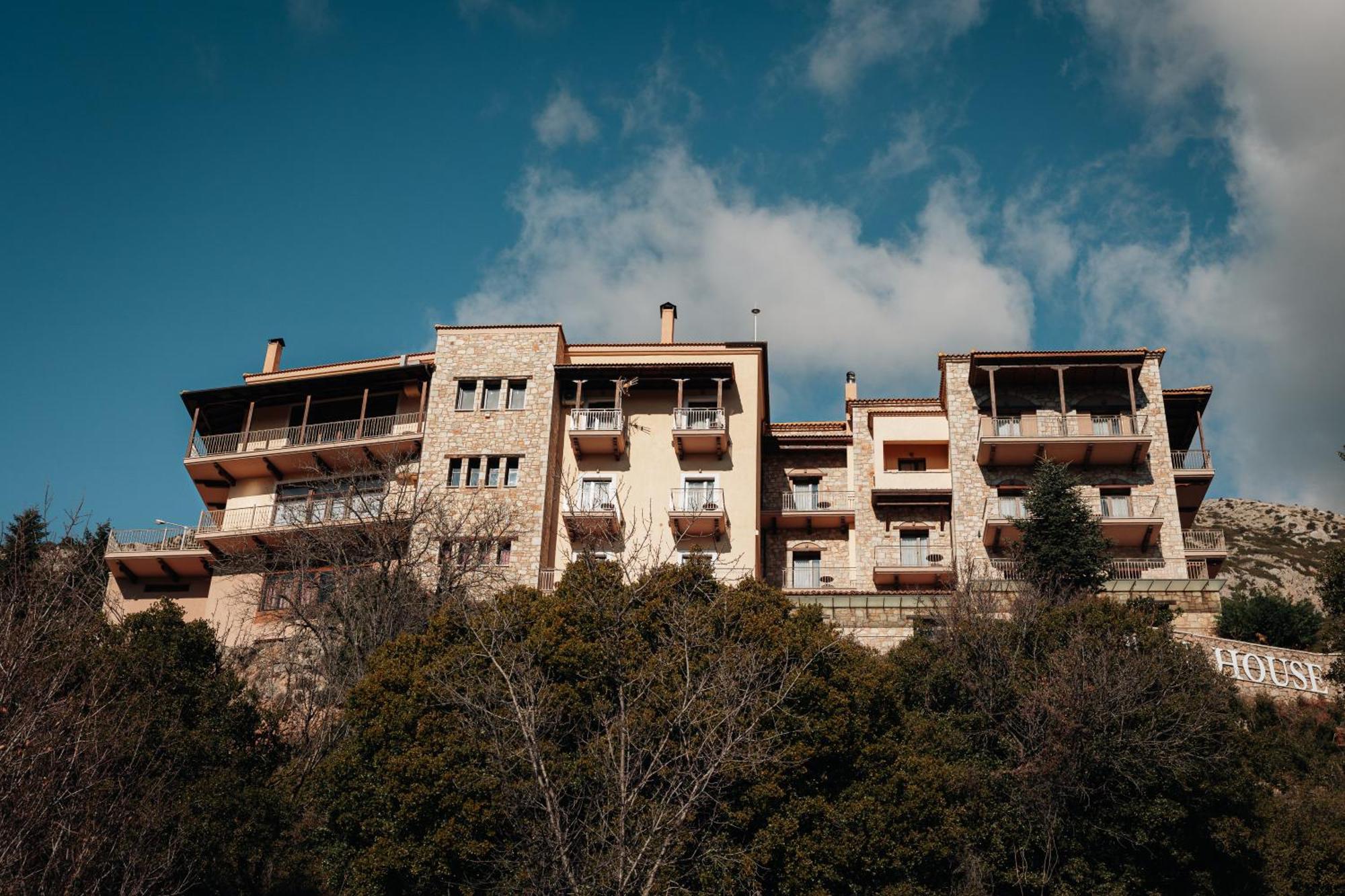 Alpen House Hotel & Suites أراخوفا المظهر الخارجي الصورة
